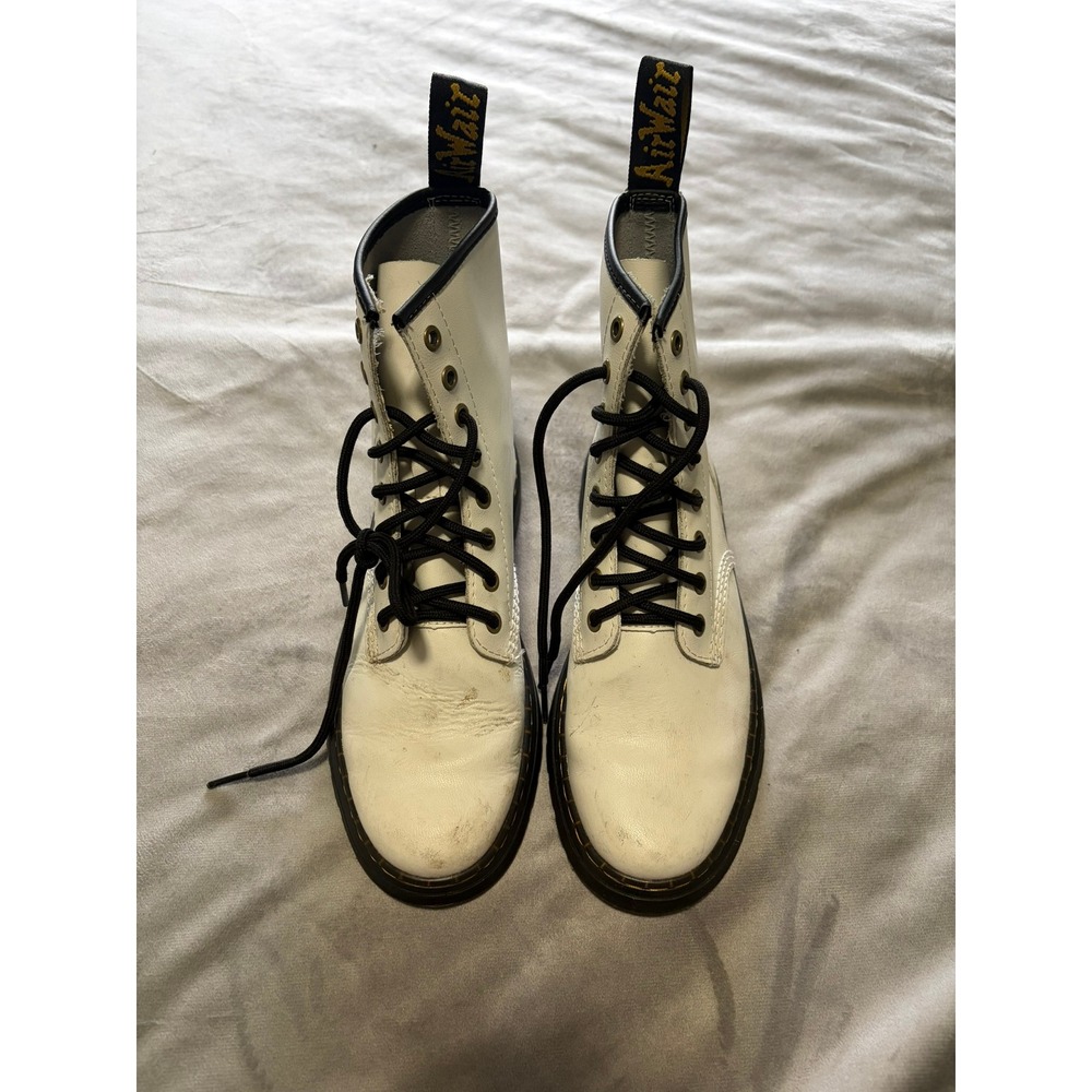 Dr. Martens Zavala White Leather 8 Eye Combat Boots Womens 8 Mens 7 AW004